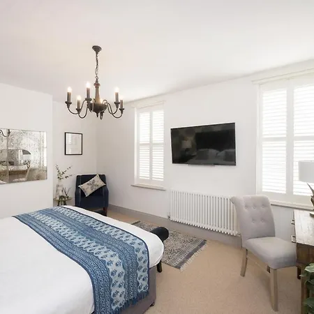 Townhouse By Serviced * Harrogate