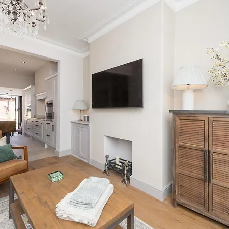 Townhouse By Serviced Harrogate