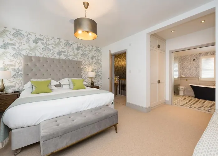 Townhouse By Serviced